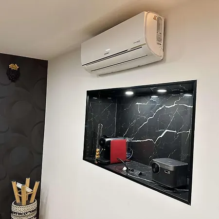 Cannebiere, House Marsiglia